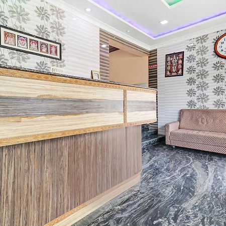 Oyo 81409 Hotel Sivajothi Thoothukudi Eksteriør billede