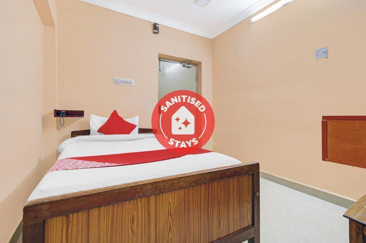 Oyo 81409 Hotel Sivajothi Thoothukudi Eksteriør billede