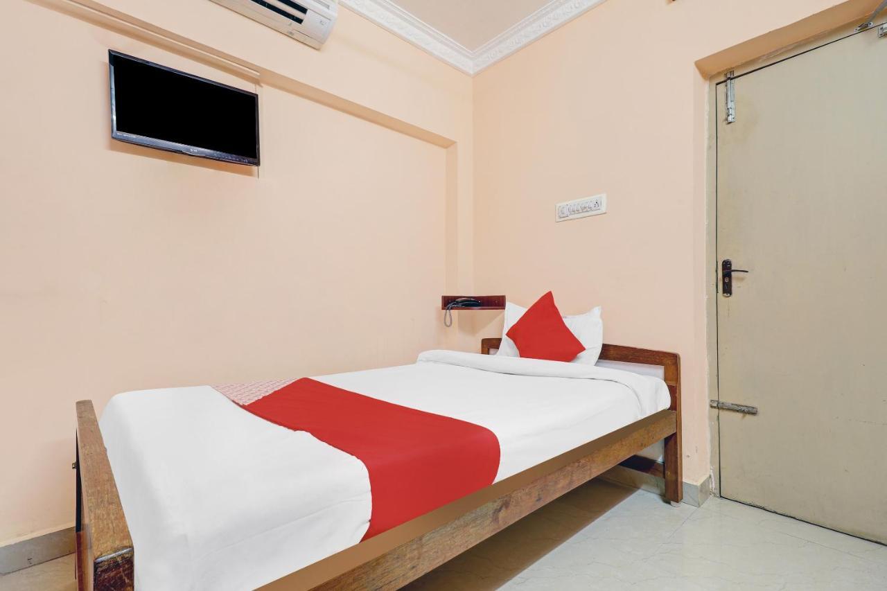 Oyo 81409 Hotel Sivajothi Thoothukudi Eksteriør billede