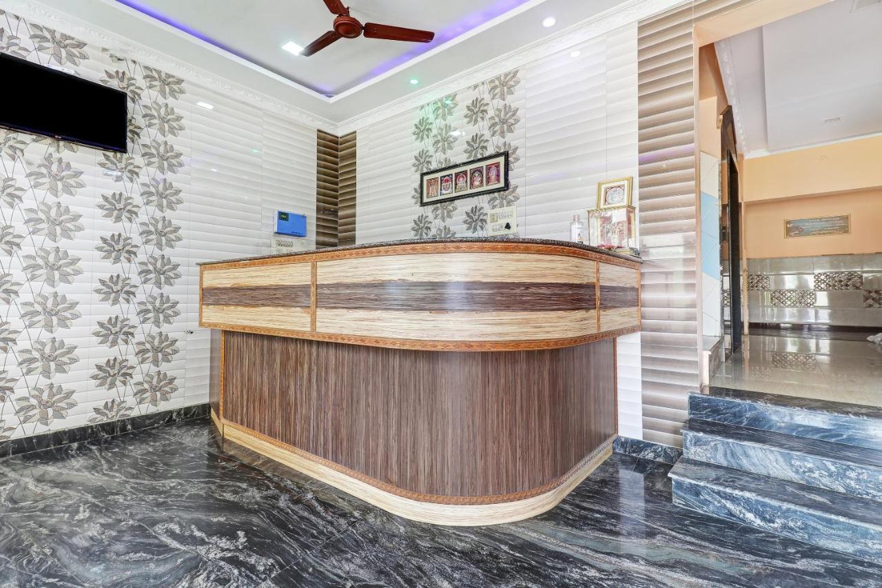 Oyo 81409 Hotel Sivajothi Thoothukudi Eksteriør billede