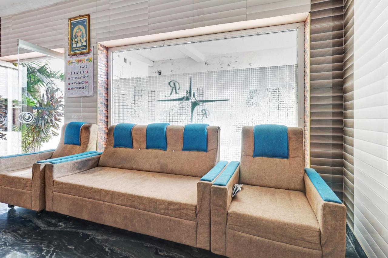 Oyo 81409 Hotel Sivajothi Thoothukudi Eksteriør billede